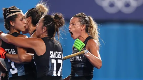 Las Leonas festejan el segundo gol de Noel Barrionuevo.