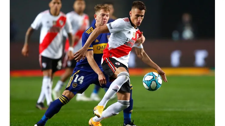 El partido contó con poco juego y muchas infracciones en la mitad de la cancha.