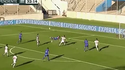 El infernal golazo de chilena de Magnín para poner el 1-0 de Tigre a Independiente