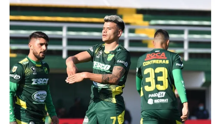 Locura en Varela: Defensa perdía hasta los 87' y se lo terminó ganando a Gimnasia