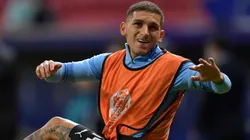 Lucas Torreira sigue llevando la de Boca por todas partes.