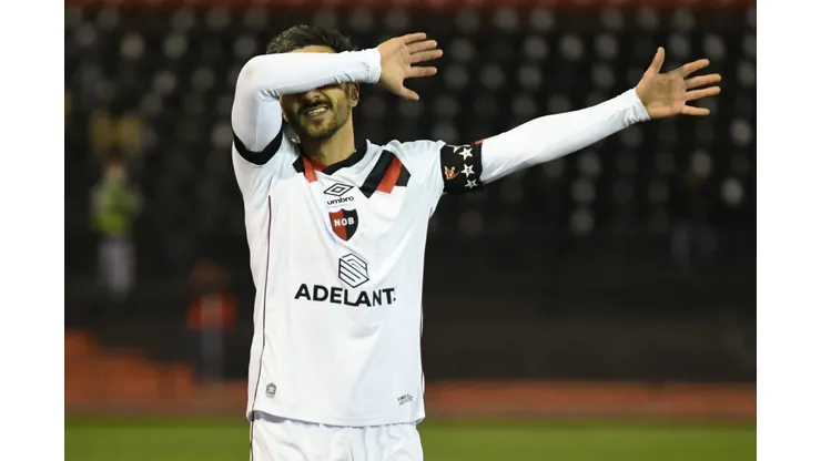 Partidazo en el Coloso: Newell's se cargó 4 a 2 a Estudiantes