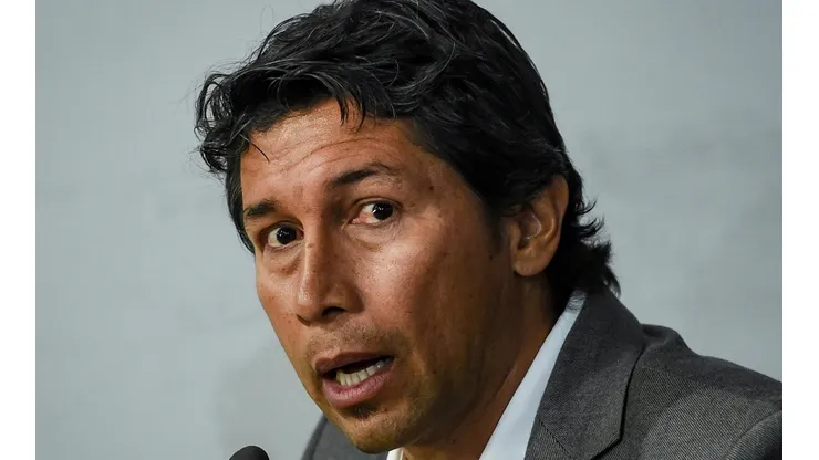 Otra vez arremetió Bermúdez: "Tinelli nos había prometido aplazar el partido"