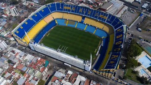 La Bombonera de Buenos Aires se prepara para el partido.