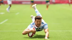 Lautaro Bazán Vélez anotando un try ante Australia