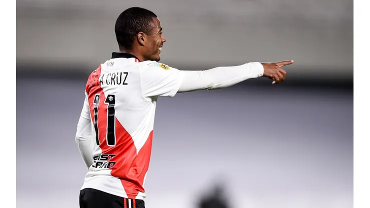 Showtime en River: golazo de De La Cruz luego de un taco delicioso de Matías Suárez