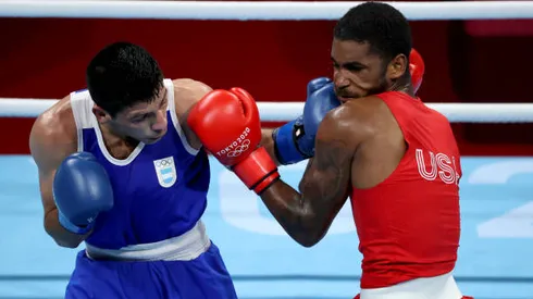 El cross de izquierda que Arregui le pegó a Johnson y lo tumbó