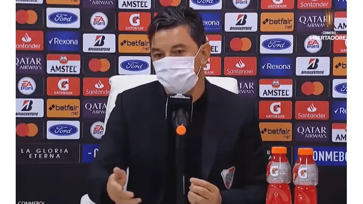 Gallardo, muy conforme en la conferencia.