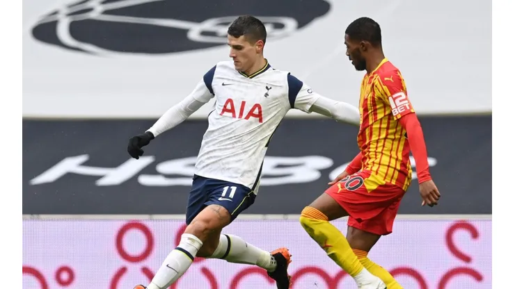 Erik Lamela durante un partido de Tottenham.