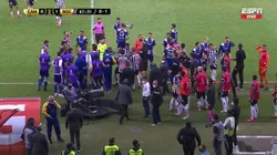 Ostojich fue a chequear el VAR y se armó tumulto entre Boca y Mineiro