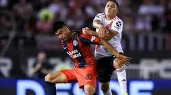 Juan Ramírez enfrentando a River Plate.