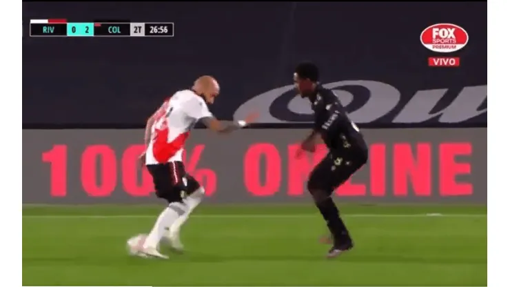 Video: Góez se la mostró a Pinola y le tiró el caño más lindo de la fecha