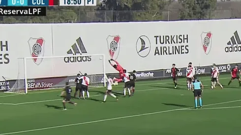 El error de Leo Díaz en el duelo entre River y Colón (Foto: Getty Images)