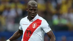 Luis Advíncula ya sería nuevo jugador de Boca (Foto: Getty Images)