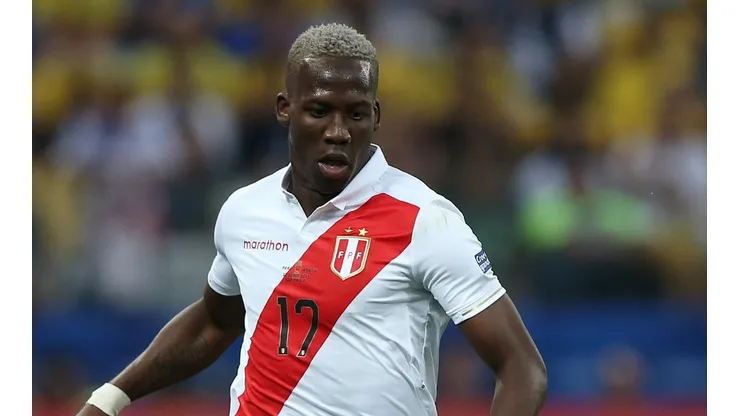Luis Advíncula ya sería nuevo jugador de Boca (Foto: Getty Images)