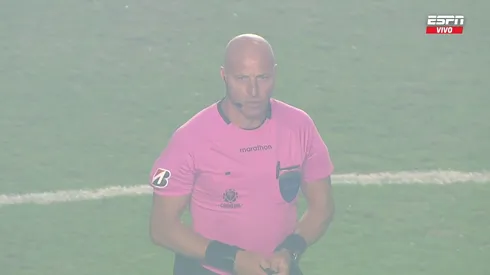 Viral: Nestor Pitana se rapó y fue tendencia en Twitter