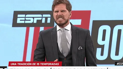 Así abrió el programa el Pollo Vignolo: River y la analogía del perro