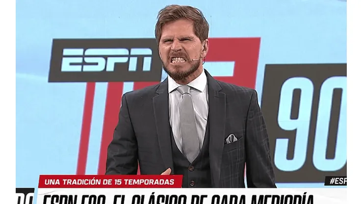 Así abrió el programa el Pollo Vignolo: River y la analogía del perro