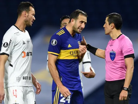 Izquierdoz: "El árbitro dijo 5 veces que sacaran y terminó revisando el VAR y anulando el gol"