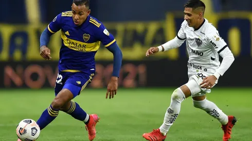 Duelo entre Villa y Zaracho, hoy titular en Mineiro.