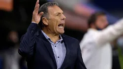 Miguel Ángel Russo y una decisión polémica.