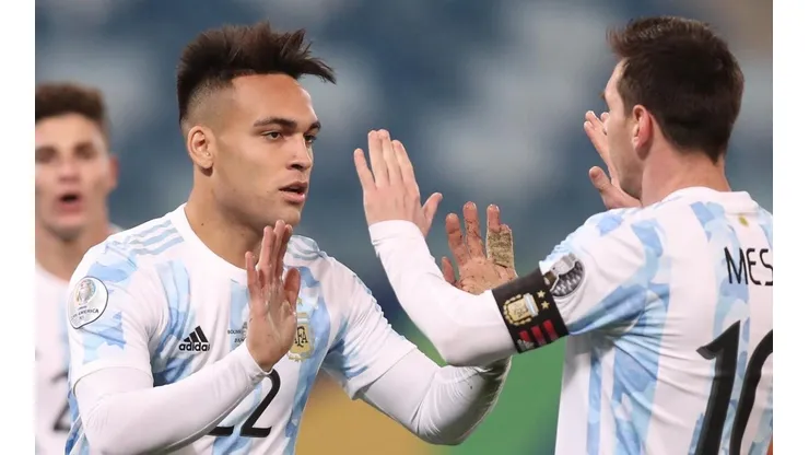 Lautaro Martínez junto a Lionel Messi en la Copa América (Getty)