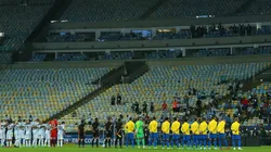 Todos emocionados: así se cantó el himno de Argentina en Brasil