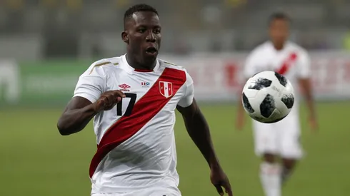 Luis Advíncula está más cerca que nunca de ser nuevo jugador de Boca (Foto: Getty Images).