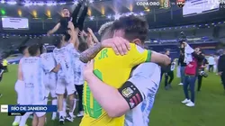 El abrazo entre Lionel Messi y Neymar.