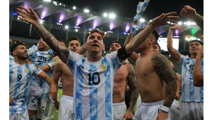 La canción de los jugadores que es furor: "Que de la mano, de Scaloneta"