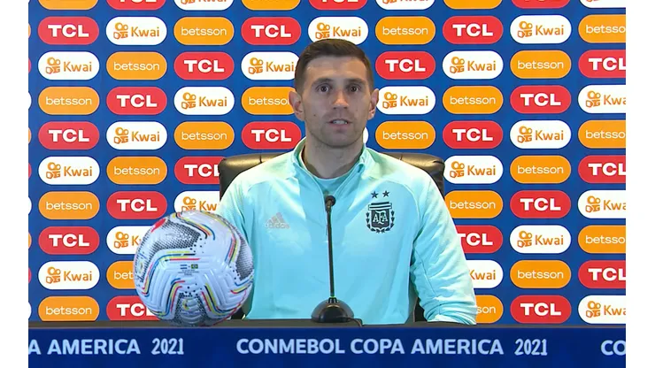 Martínez participó de la conferencia de prensa de Argentina antes de la final.