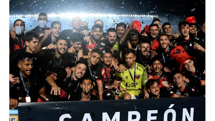Bajas casi confirmadas ante River: siete casos de coronavirus en Colón