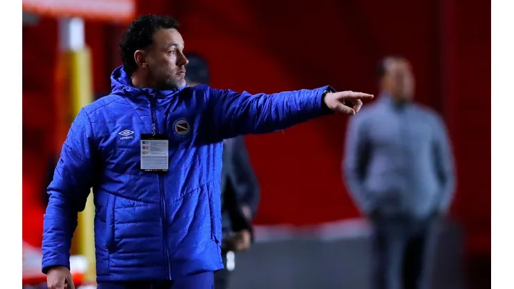 Gabriel Milito, entrenador de Argentinos Juniors.