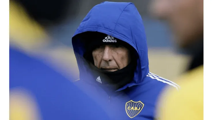 Miguel Ángel Russo, manejando la pretemporada de Boca.