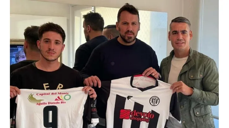 Cristian Fabbiani al momento de la presentación en Fénix.