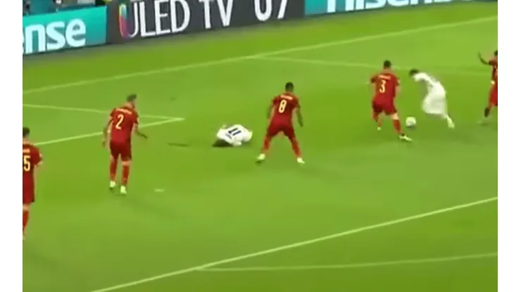 Immobile se hizo el lesionado y se levantó cuando vio que fue gol