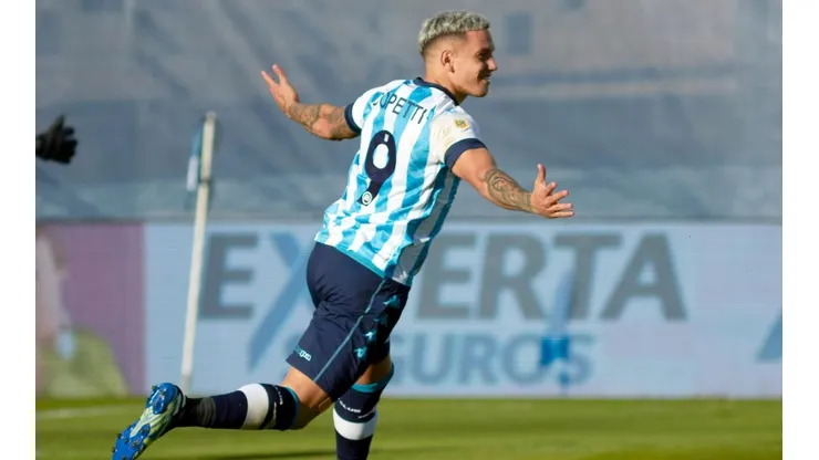 Cuándo juega Racing por la Liga Profesional. (Getty Images)