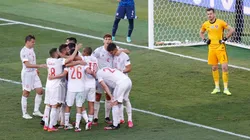 España goleó a Eslovaquia y se metió en octavos de final de la Eurocopa
