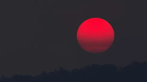 Luna de fresa: Fecha, hora y cómo ver en Argentina la última superluna del año.