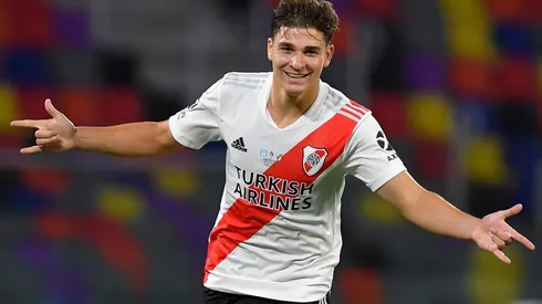 Julián Álvarez, seguido desde Europa.