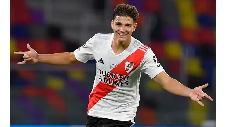 Julián Álvarez, seguido desde Europa.