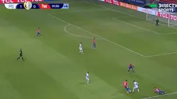 Para ver en loop toda la noche: el caño de Messi sobre el final del partido