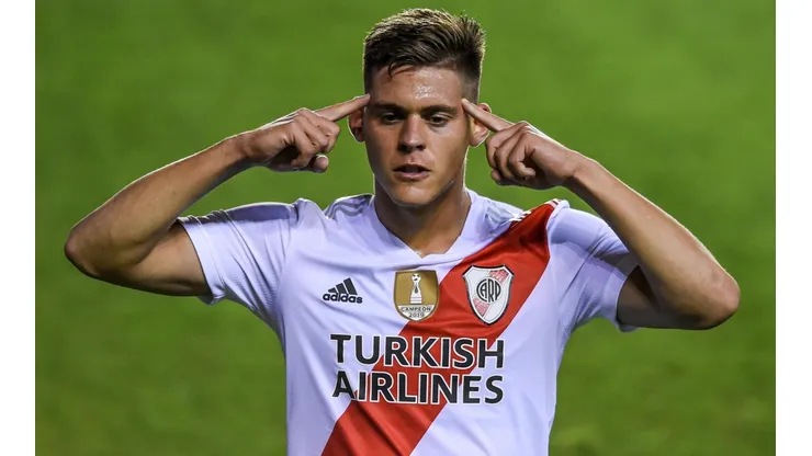 Girotti, el 9 que piden los hinchas.