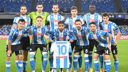 El día que Napoli homenajeó a Maradona con una camiseta celeste y blanca.