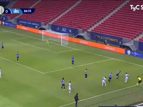 Video: Messi decidió divertirse y sacó a pasear al pibe Ocampo