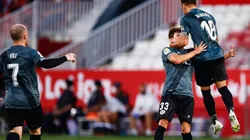 El festejo de los jugadores de Rayo Vallecano.