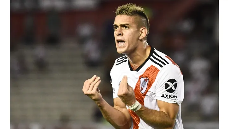 "Boca tiene que ir a buscar a Borré"