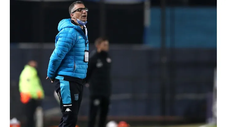 ¿Le roba el refuerzo Racing a Boca?