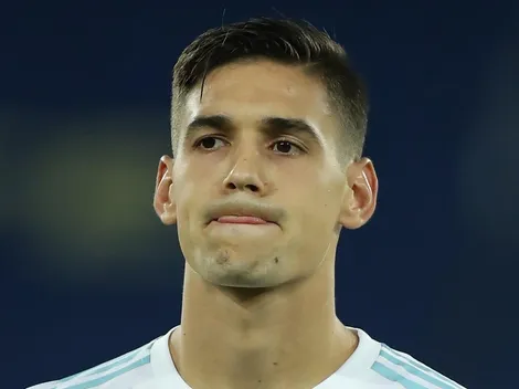 Martínez Quarta no recuperó ninguna pelota frente a Chile