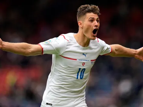 Con una perla de Schick incluida, República Checa barrió a Escocia a domicilio